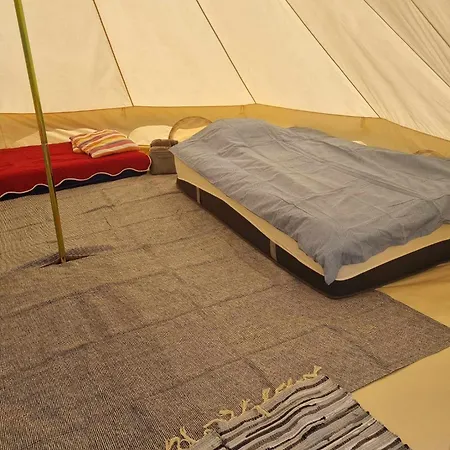 Kivipalu Glaemping * HIIUMAA